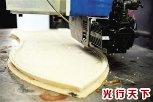 国内目前最大3d打印机成功打印出一艘小船